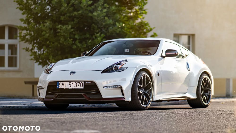 Nissan 370 Z 3.7 V6 Nismo - 15