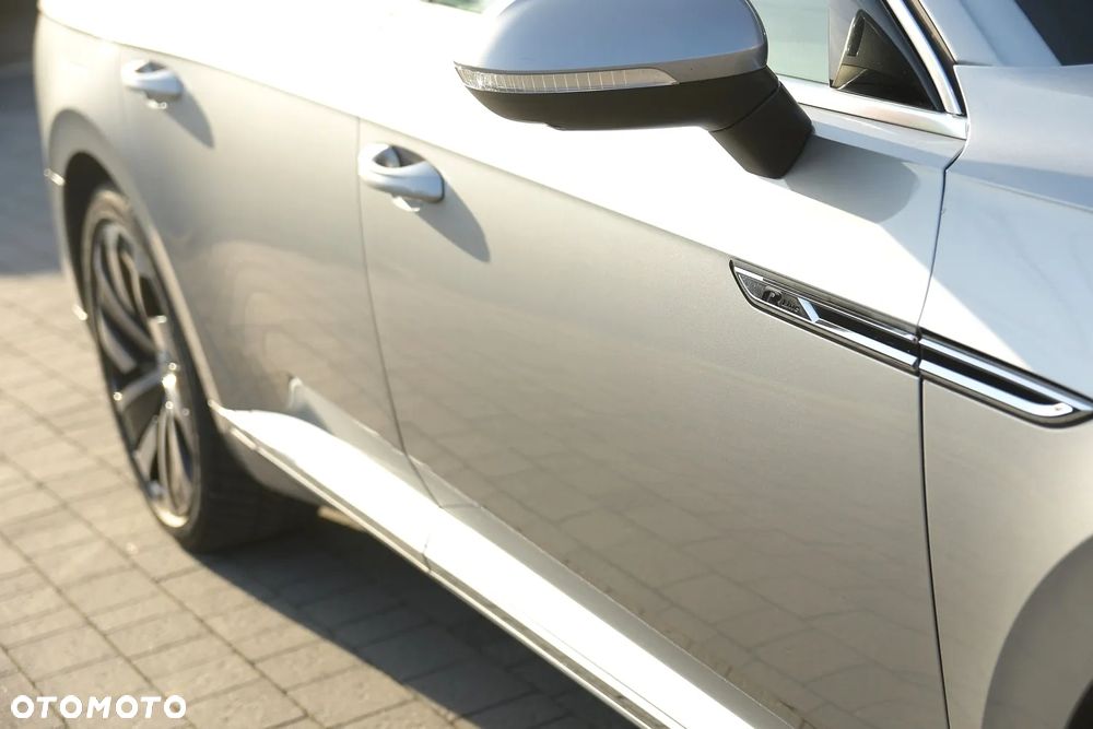 Volkswagen Arteon 2.0 TSI 4Motion R-Line DSG - 14