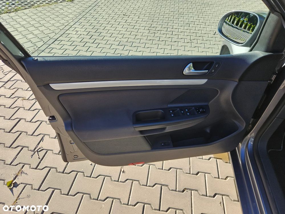 Volkswagen Golf 1.6 United - 10