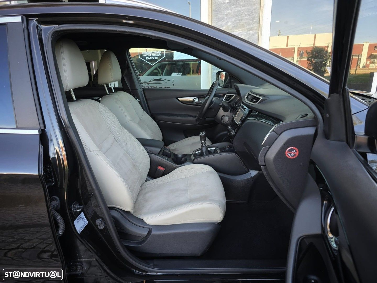 Nissan Qashqai 1.6 dCi Tekna Premium 17 360 S&S - 25