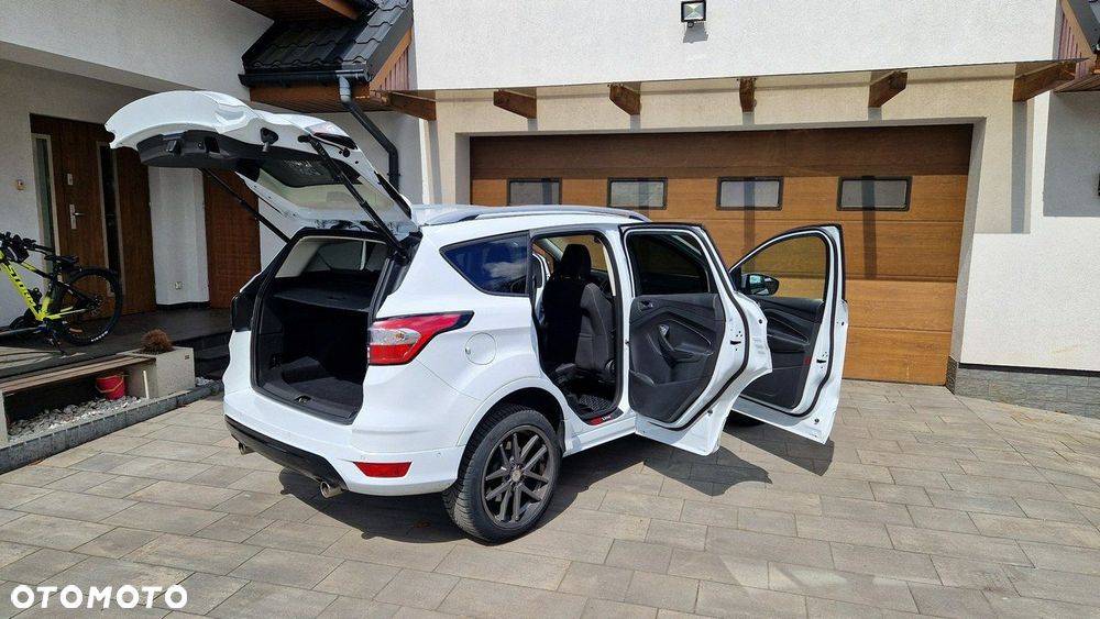 Ford Kuga - 8