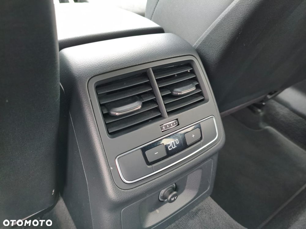 Audi A4 Allroad - 37