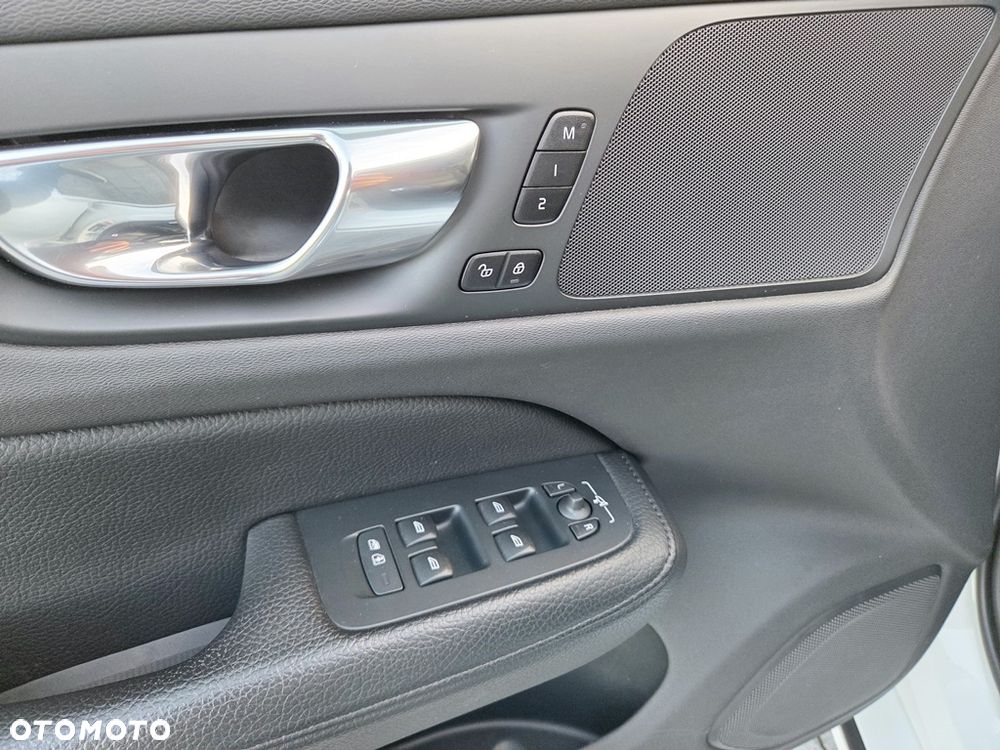 Volvo V60 B4 D Geartronic Inscription - 17