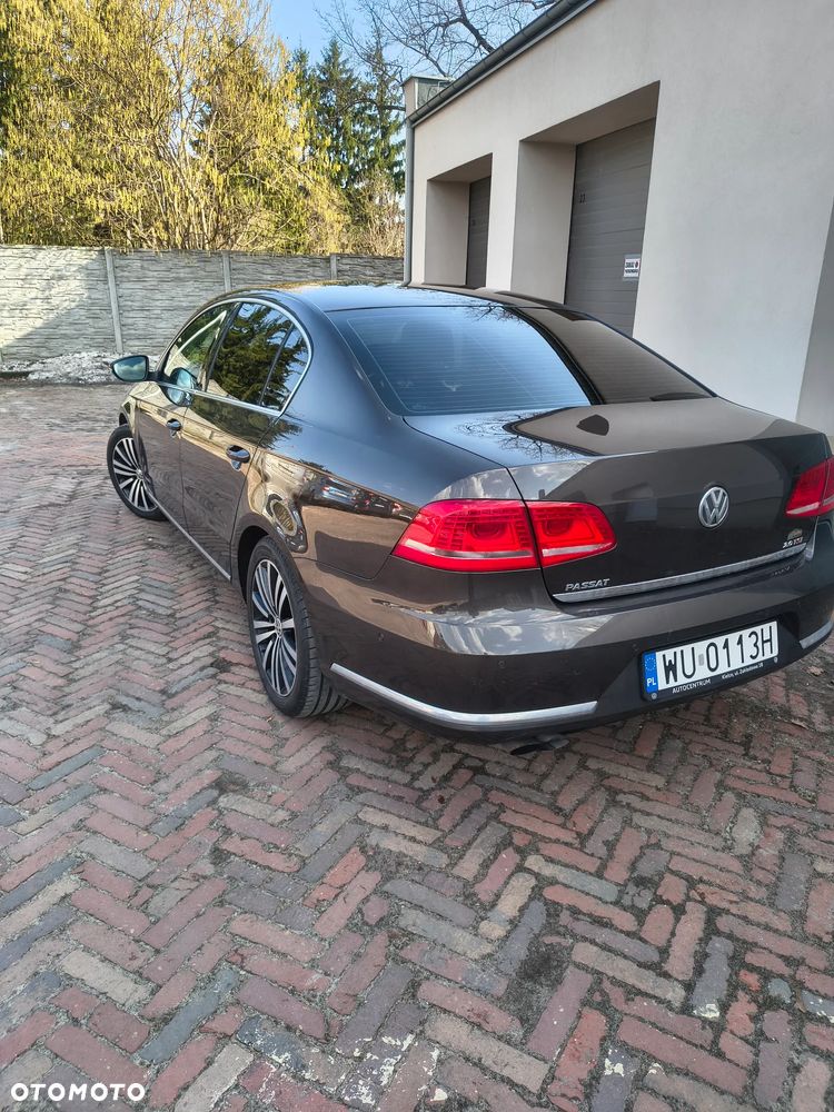 Volkswagen Passat 2.0 TSI Highline - 7