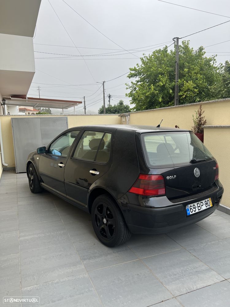 VW Golf - 2