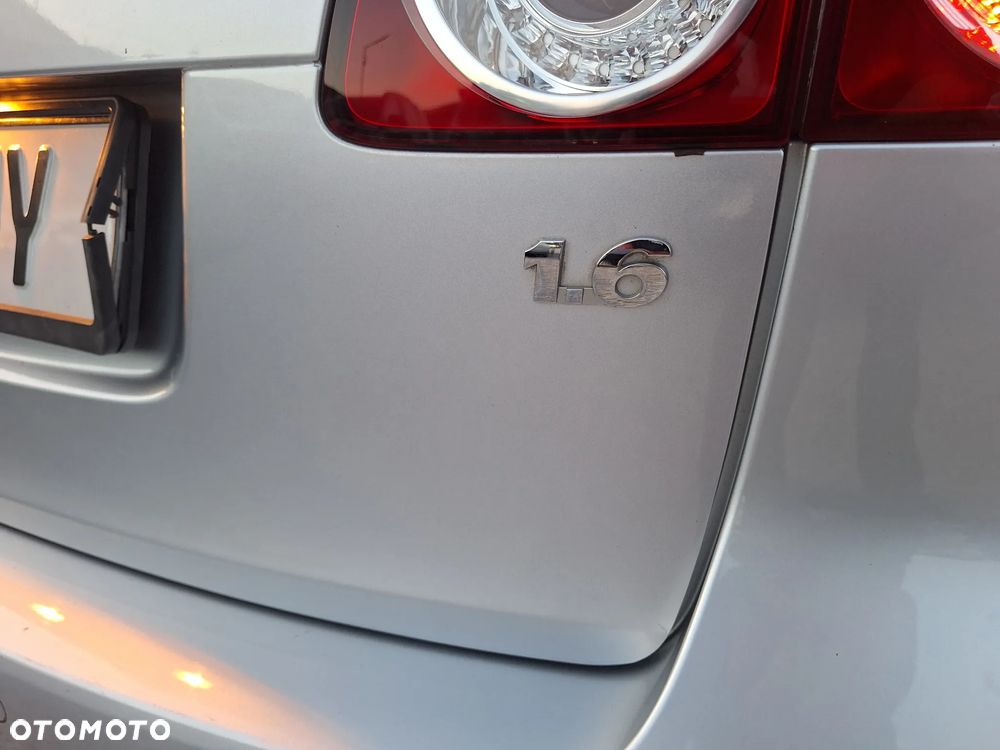 Volkswagen Golf Plus 1.6 Comfortline - 14