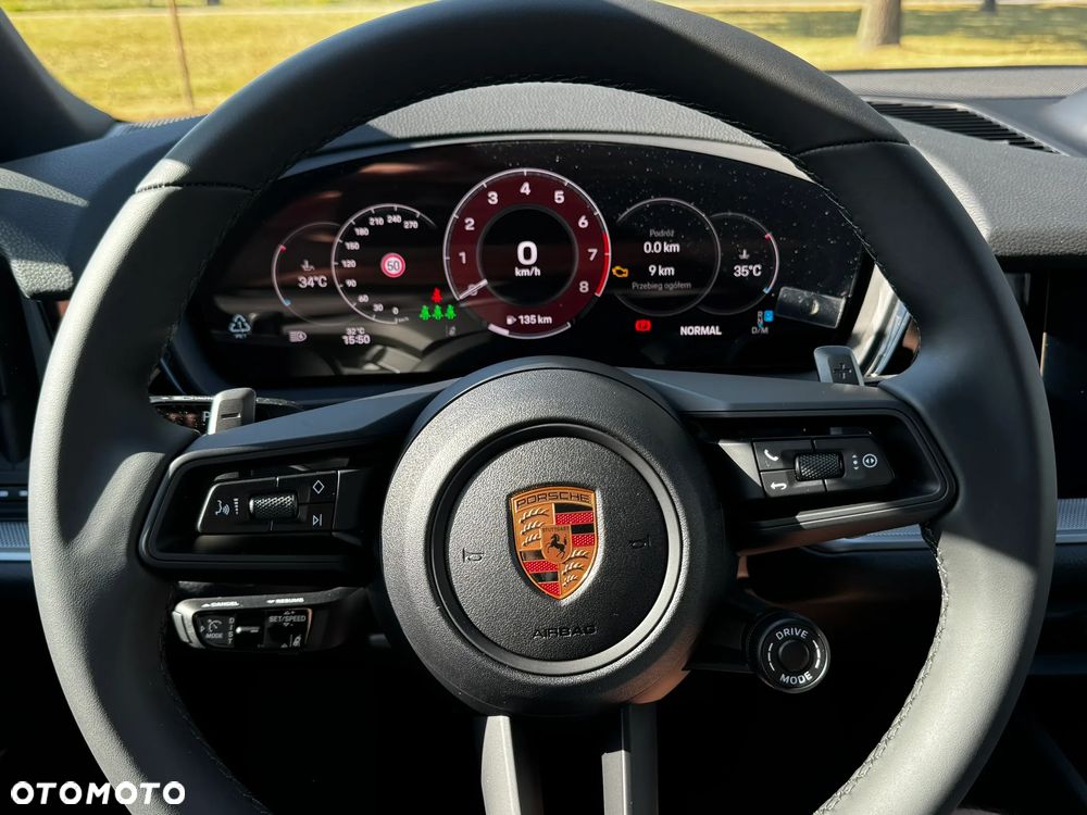 Porsche Cayenne - 32