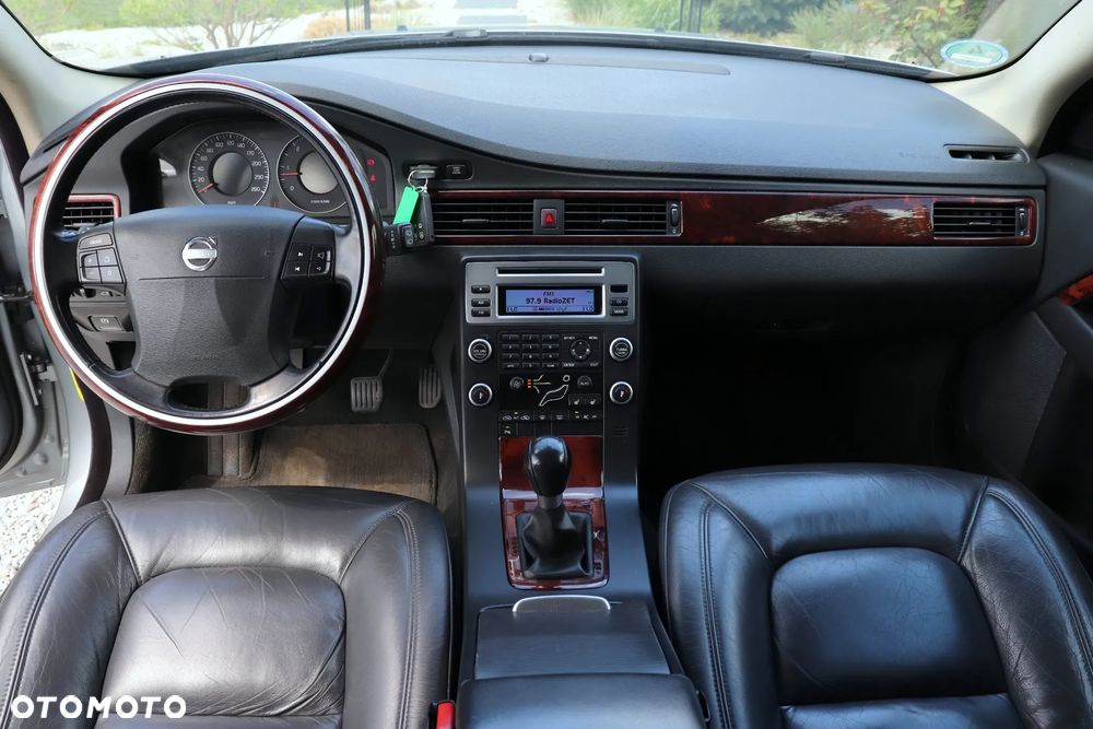 Volvo V70 D5 Summum - 5