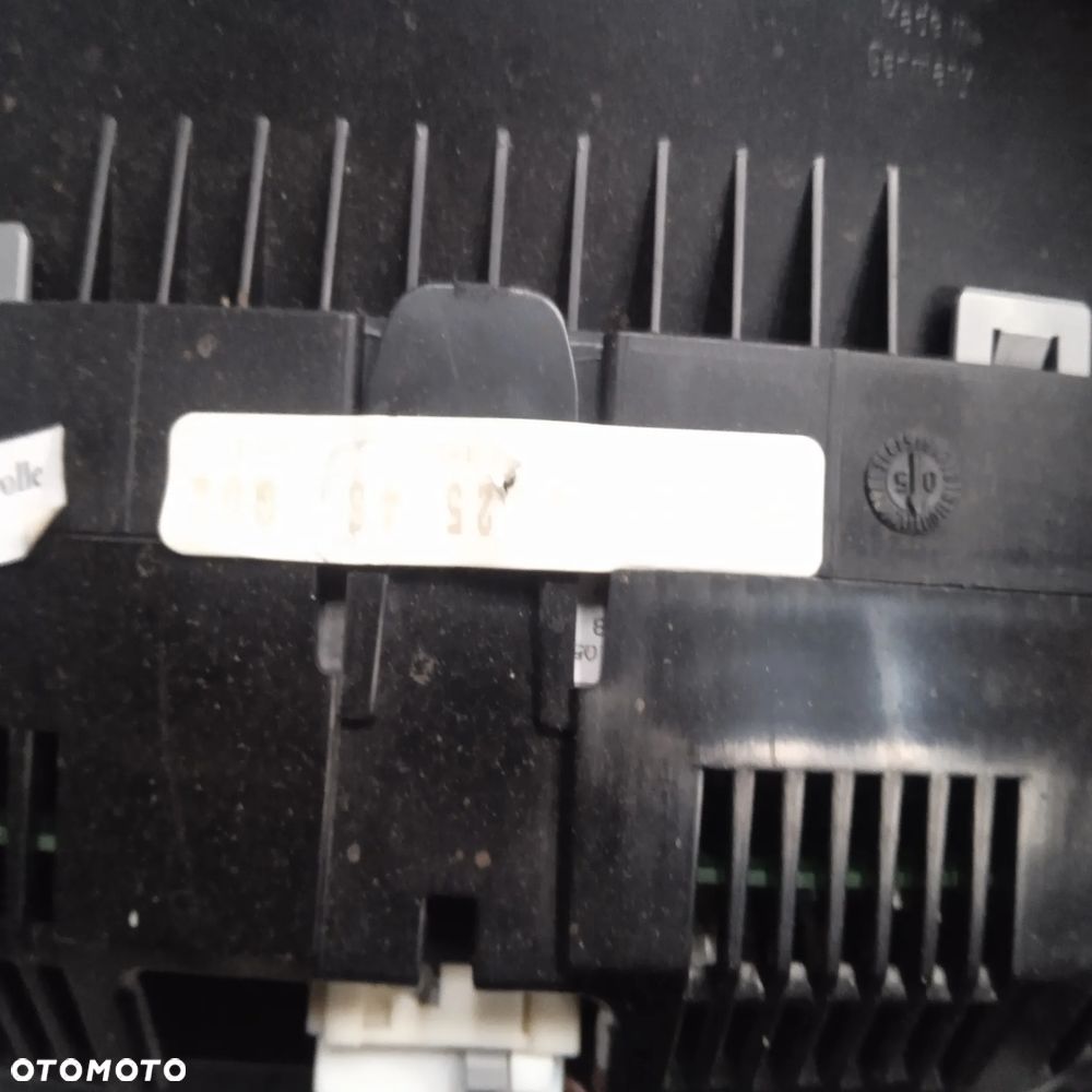 Licznik W211 3.0CDI A2115402548 - 3