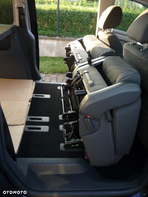 Volkswagen Caddy Comfortline - 10