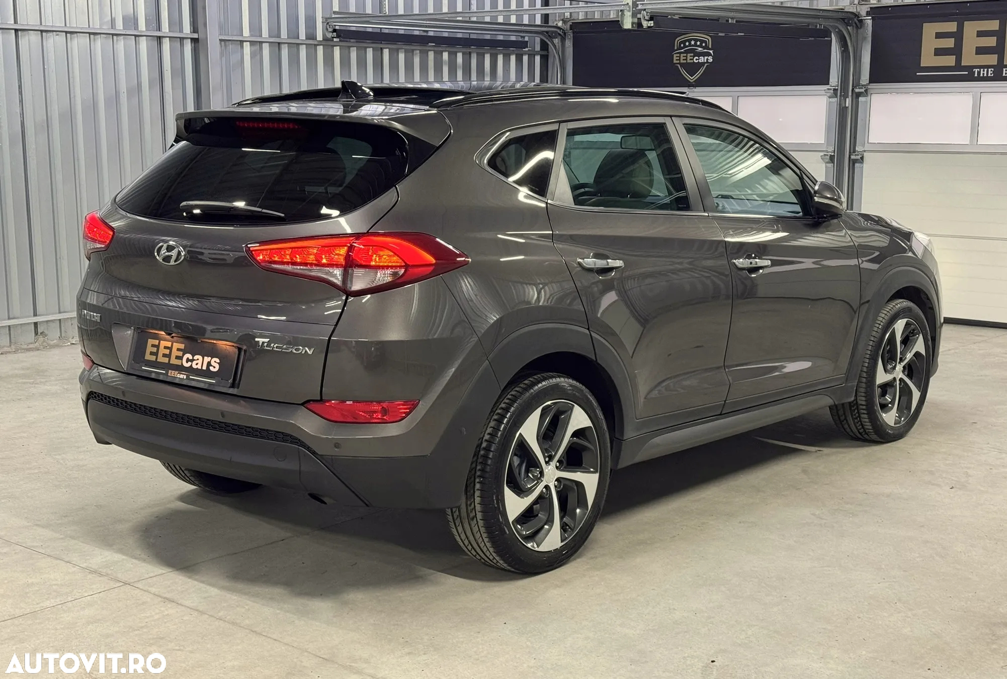 Hyundai Tucson blue 1.7 CRDi 2WD DCT Premium - 18