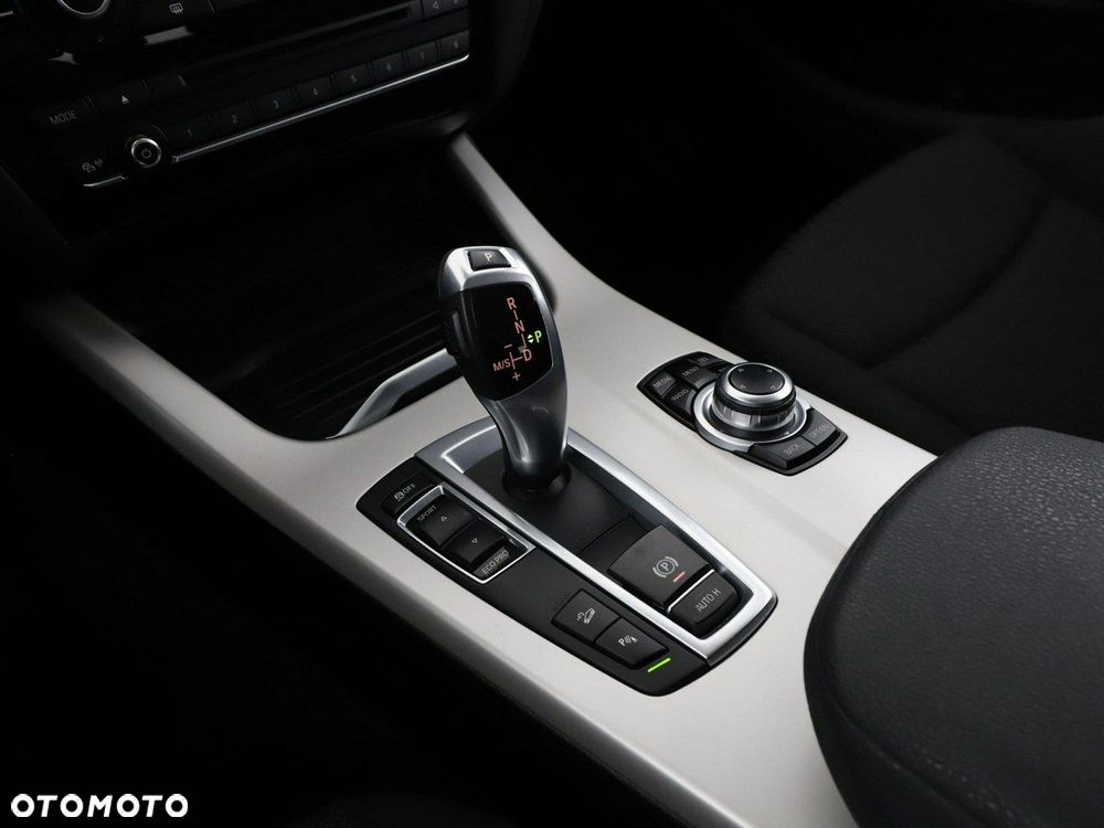 BMW X3 xDrive20d - 29