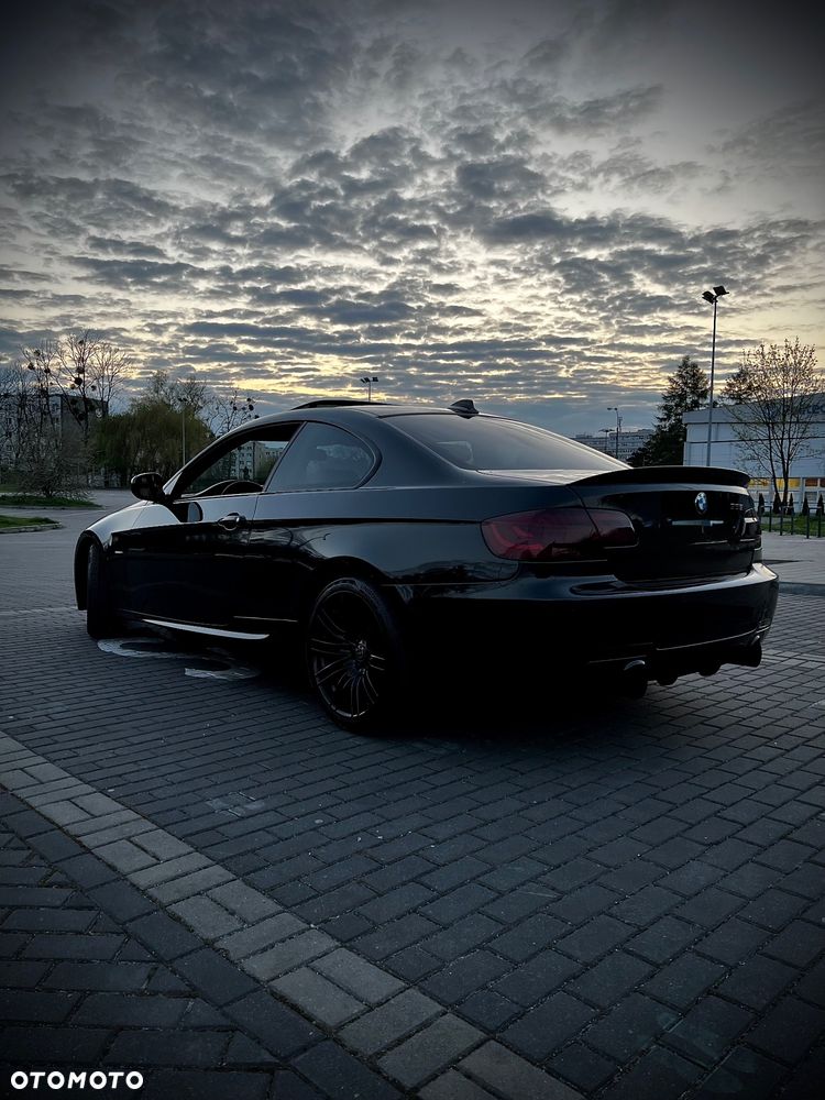 BMW Seria 3 335i - 1