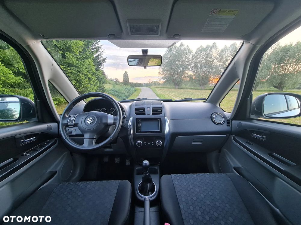 Suzuki SX4 - 17