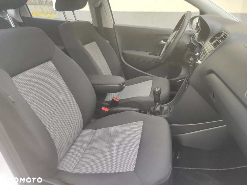 Volkswagen Polo - 31