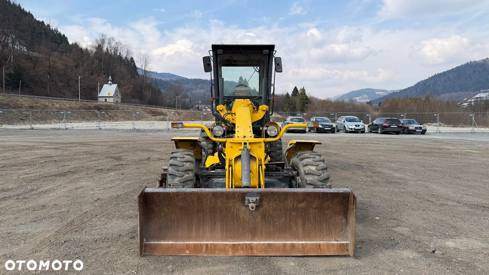 New Holland F106.6 - 3