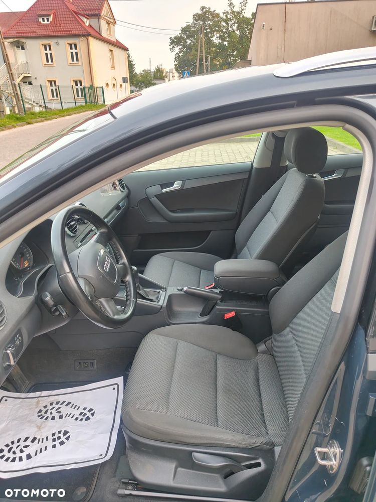 Audi A3 Sportback 1.6 Ambiente - 7