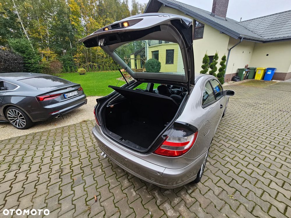 Mercedes-Benz Klasa C - 9