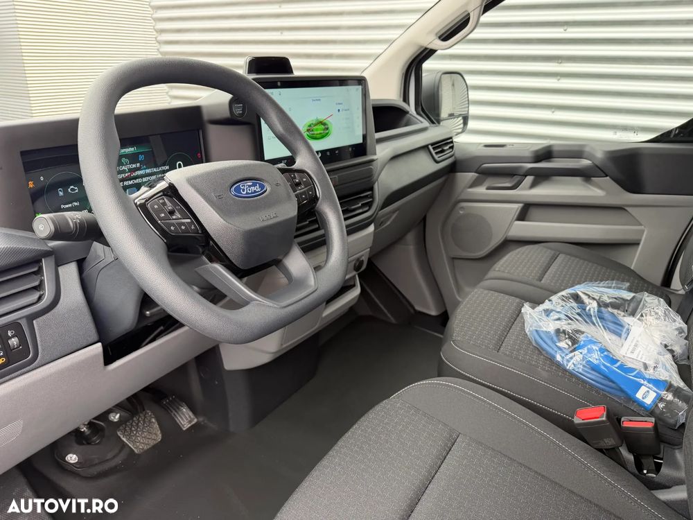 Ford Transit Custom 320L 2.5 227 CP L2H1 CVT PHEV Trend - 15