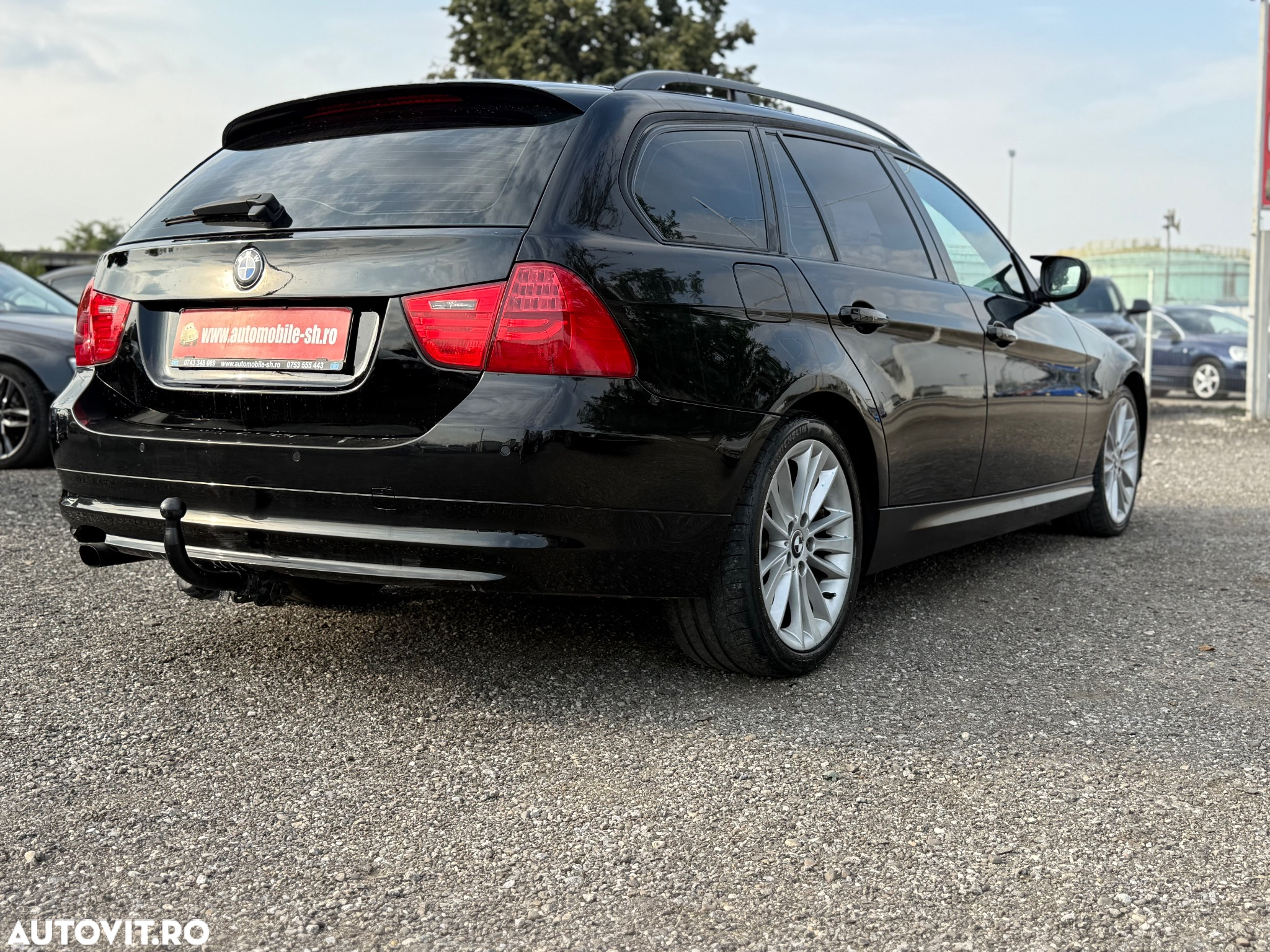 BMW Seria 3 318d Sport Line - 3