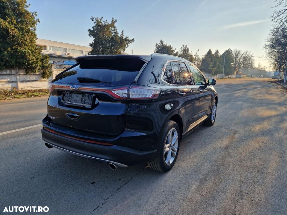 Ford Edge 2.0 TDCi Powershift Titanium - 4