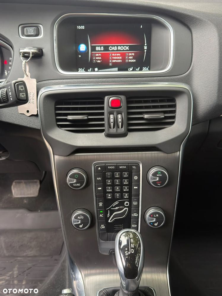 Volvo V40 - 15