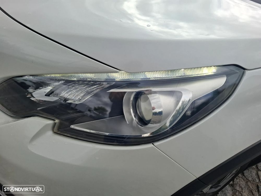 Peugeot 2008 1.2 PureTech Allure - 6