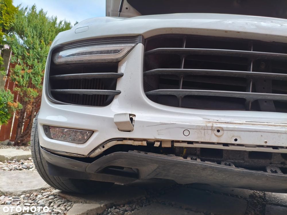Porsche Cayenne GTS - 3