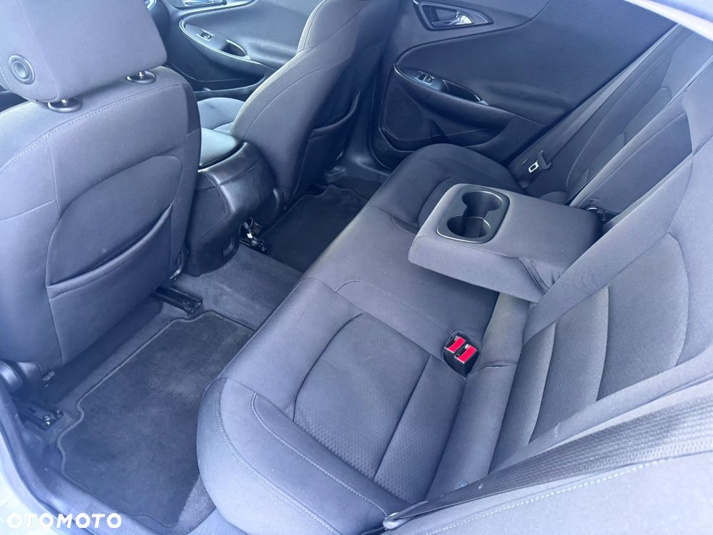 Chevrolet Malibu - 24