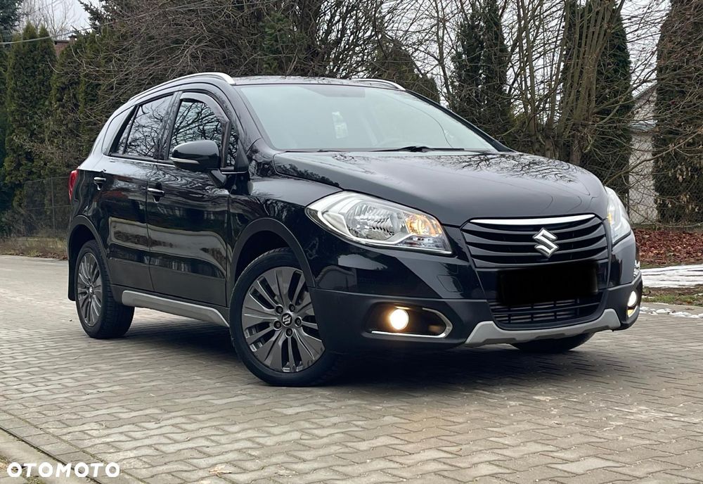 Suzuki SX4 S-Cross 1.6 DDiS TCSS 4x4 Comfort+ - 11