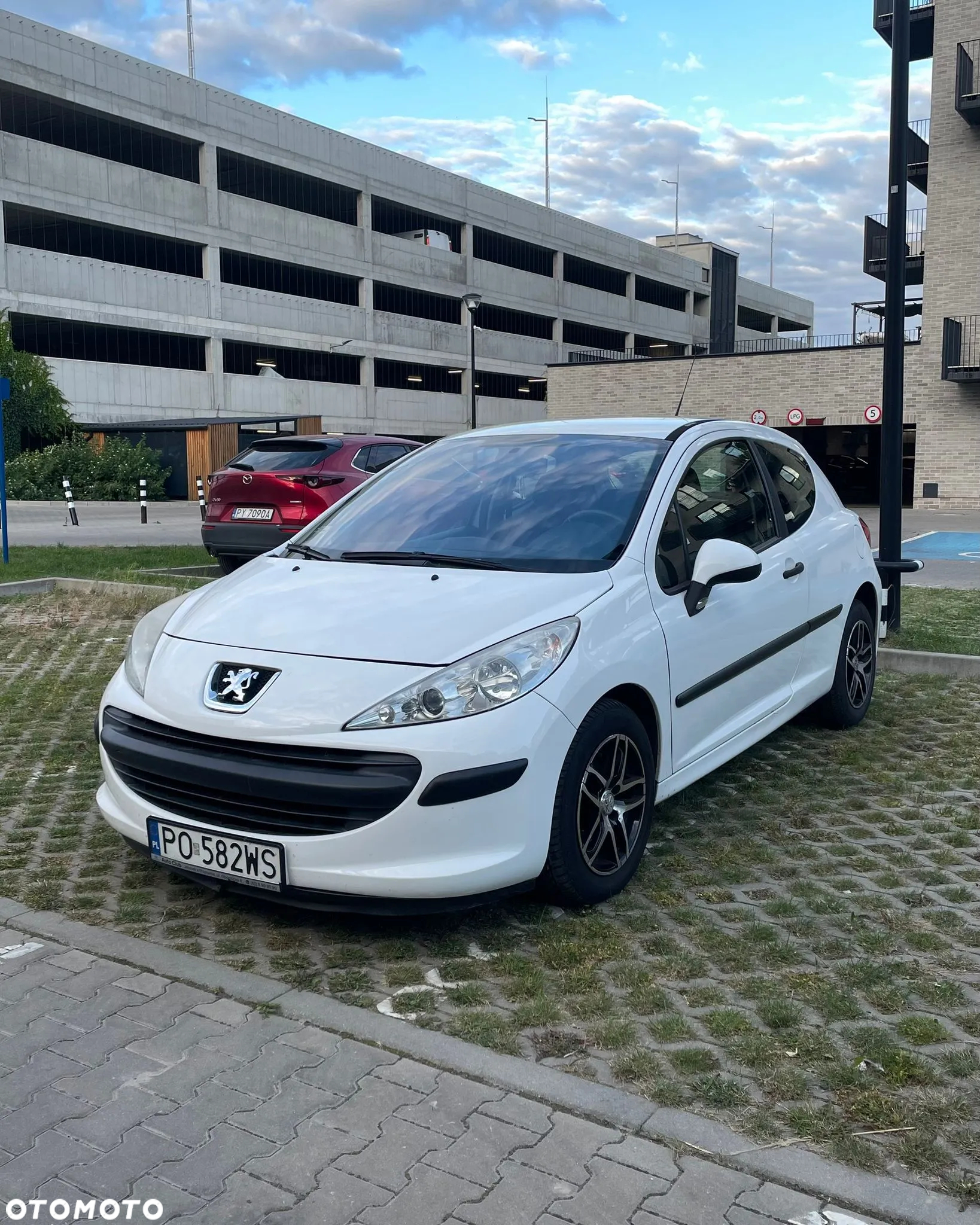 Peugeot 207 1.4 HDi Presence - 3