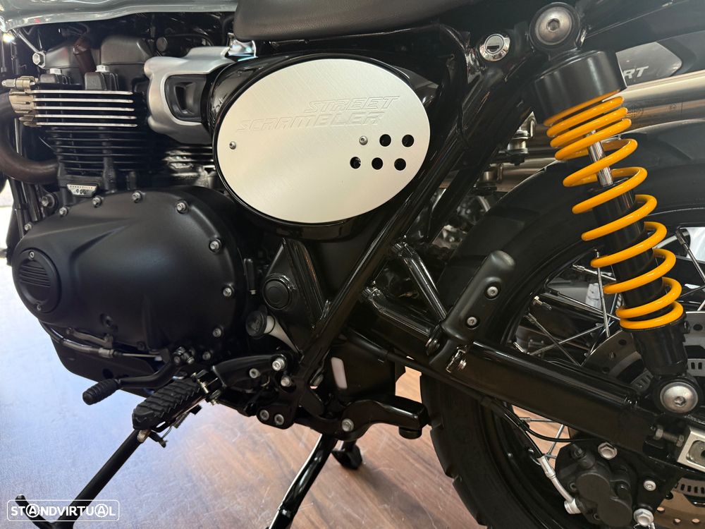 Triumph Scrambler Street - 10