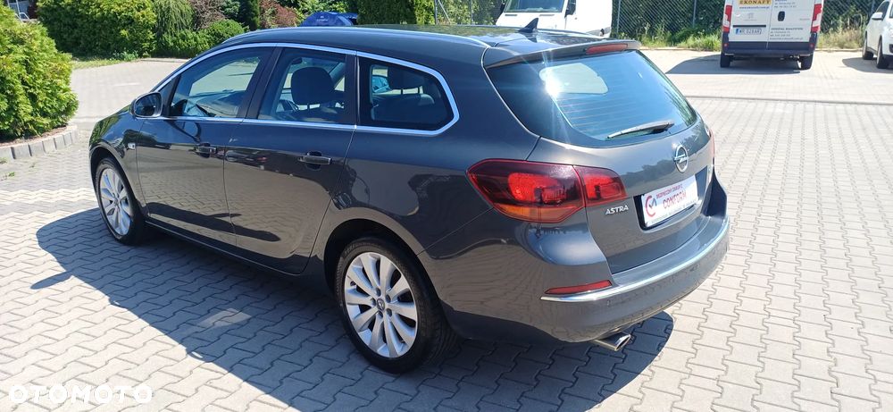 Opel Astra 1.4 T Cosmo EU6 - 2
