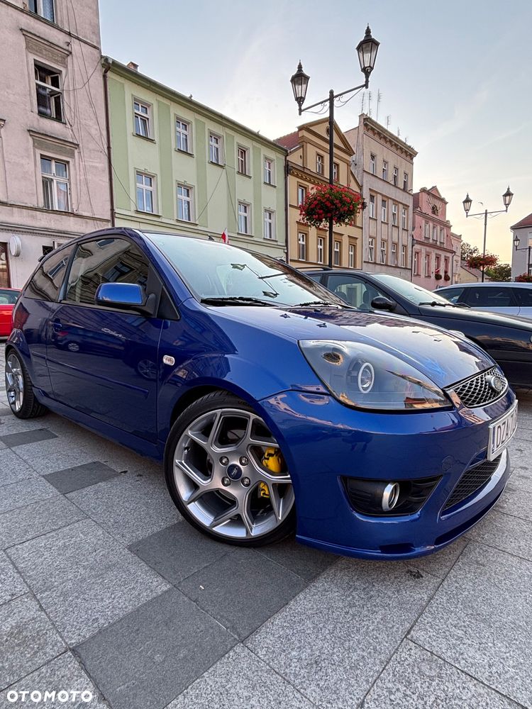 Ford Fiesta - 1