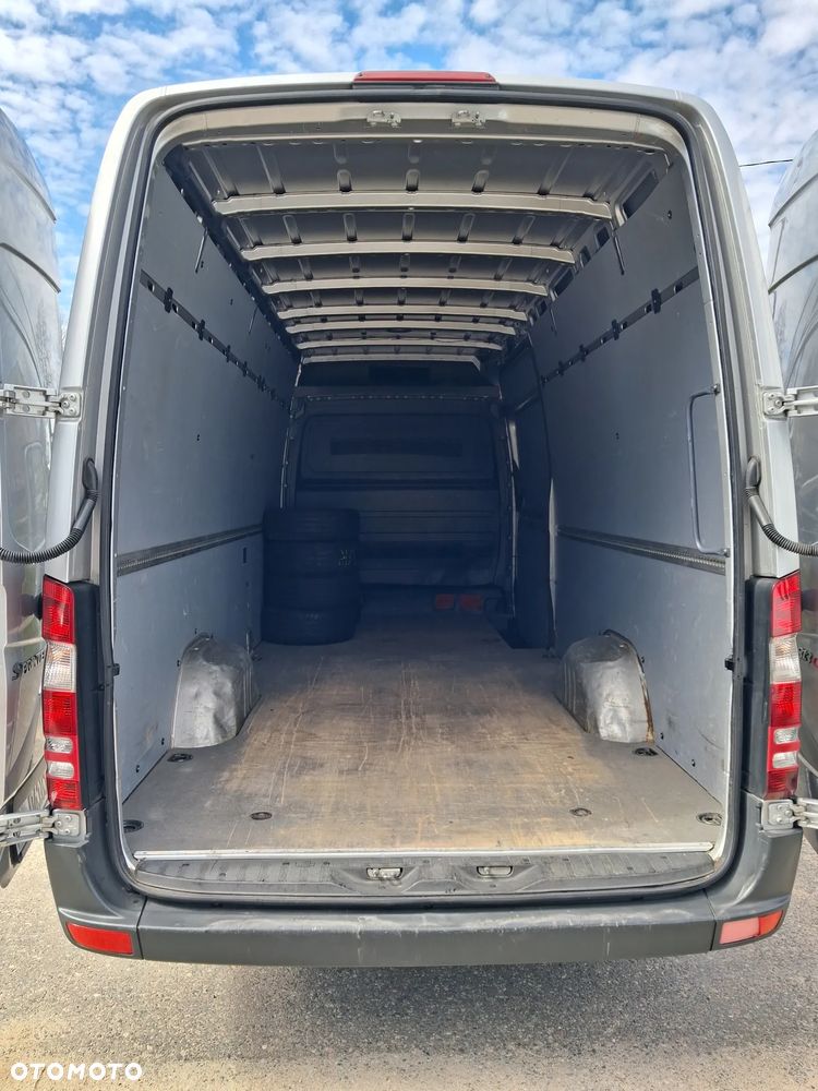 Mercedes-Benz Sprinter - 6