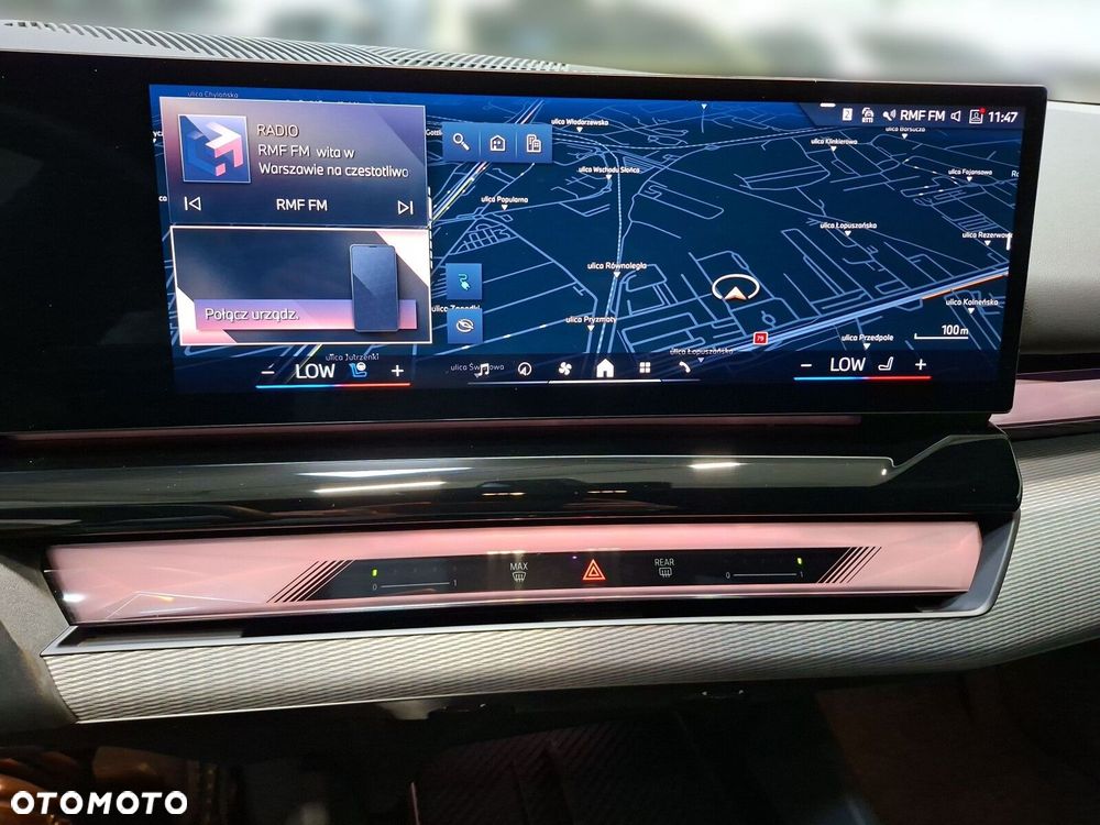 BMW i5 - 12