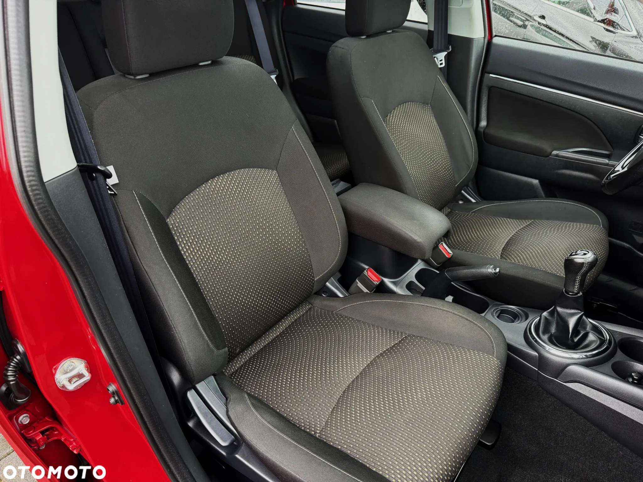 Mitsubishi ASX 1.6 2WD Intense - 15