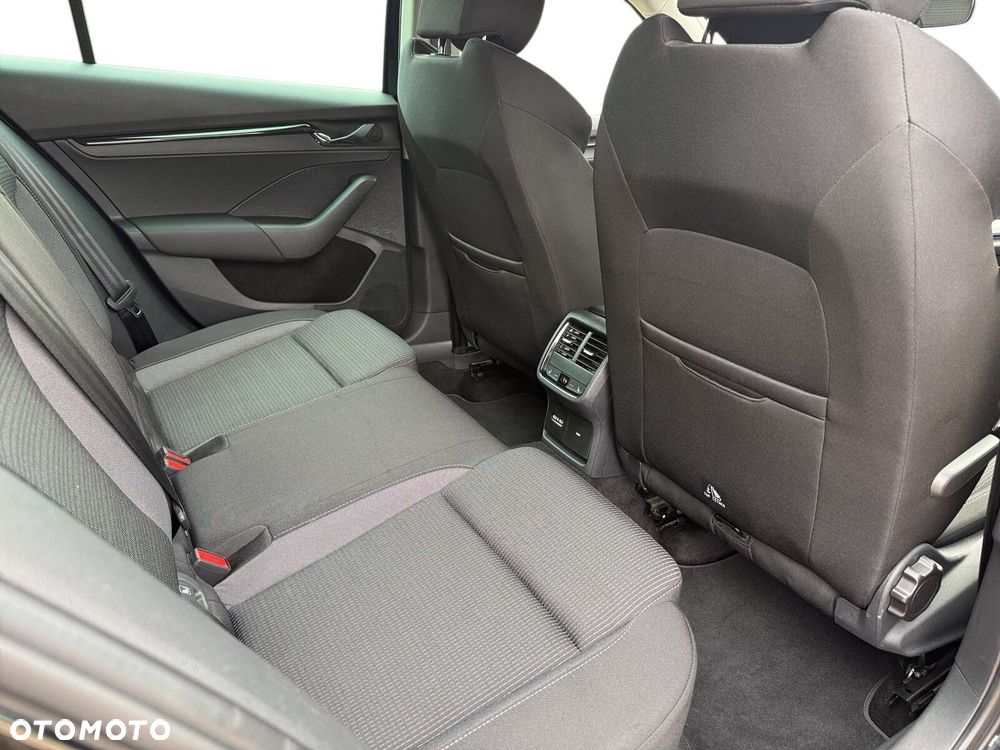 Skoda Octavia 2.0 TDI Ambition - 37