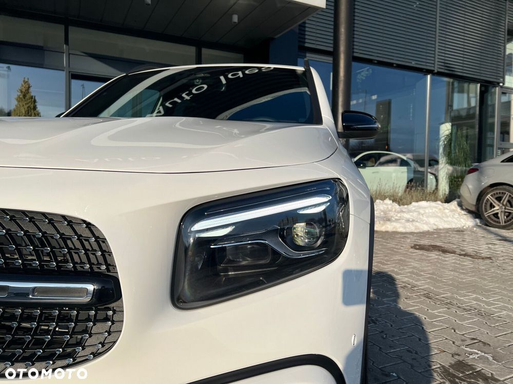 Mercedes-Benz GLB - 3