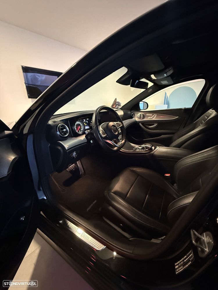 Mercedes-Benz E 220 d AMG Line - 11