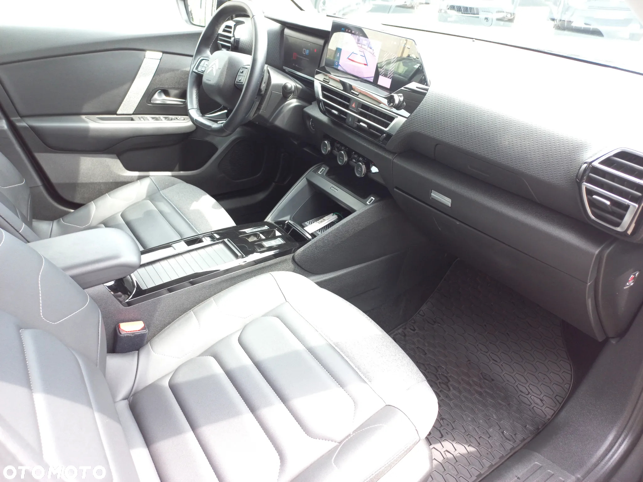 Citroën C4 1.2 PureTech Shine S&S EAT8 - 11