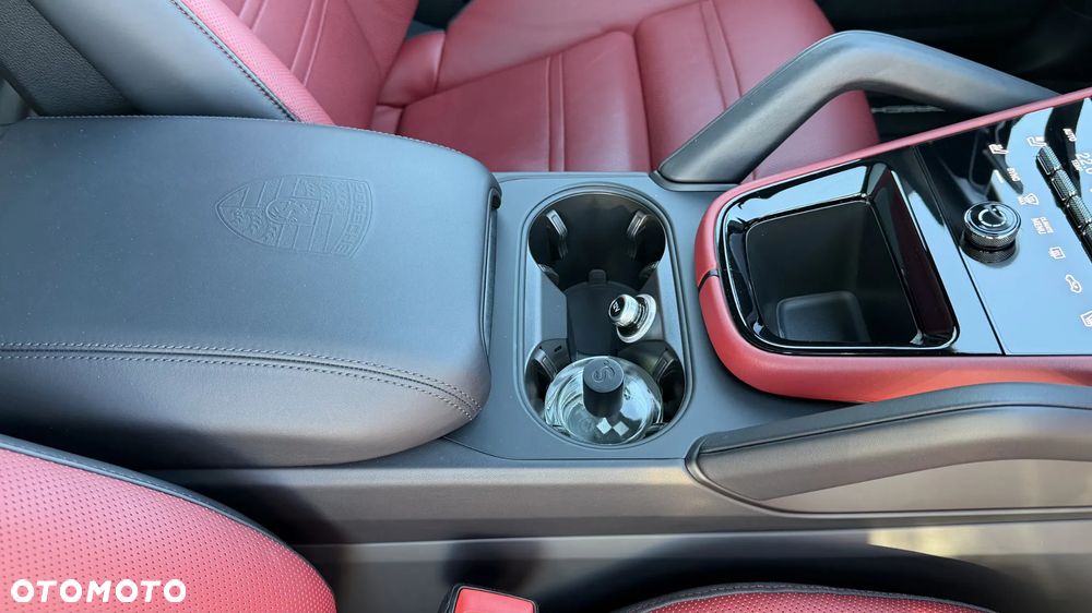 Porsche Cayenne - 38