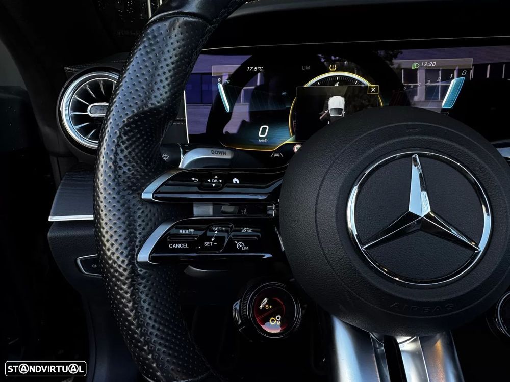 Mercedes-Benz E 53 AMG 4Matic+ - 29