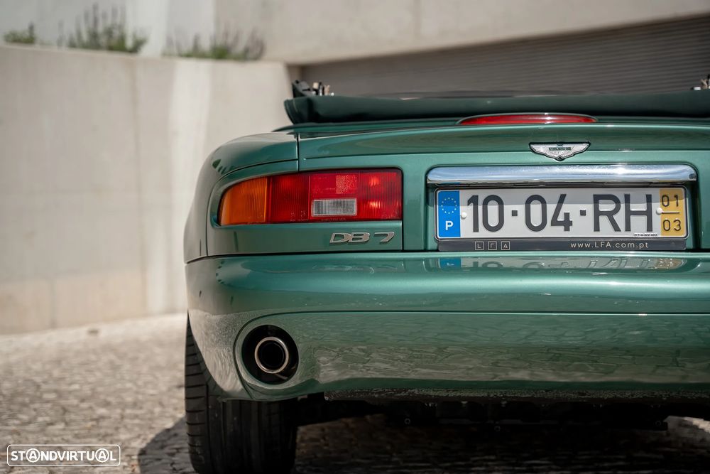 Aston Martin DB7 Vantage Volante - 11