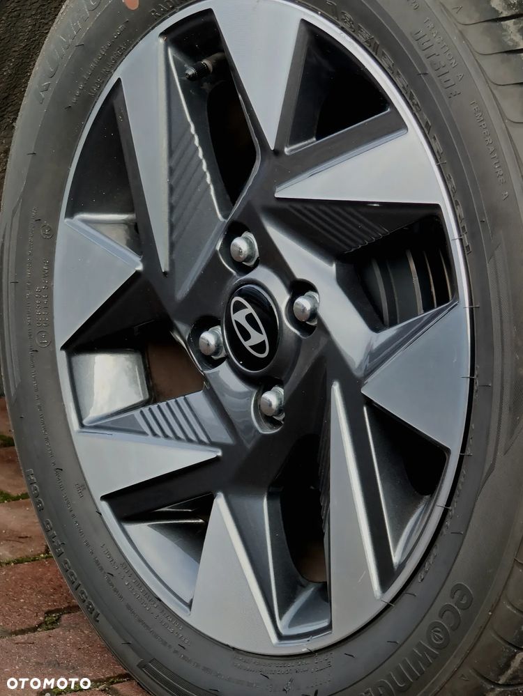 Hyundai i10 1.2 Modern AMT - 25