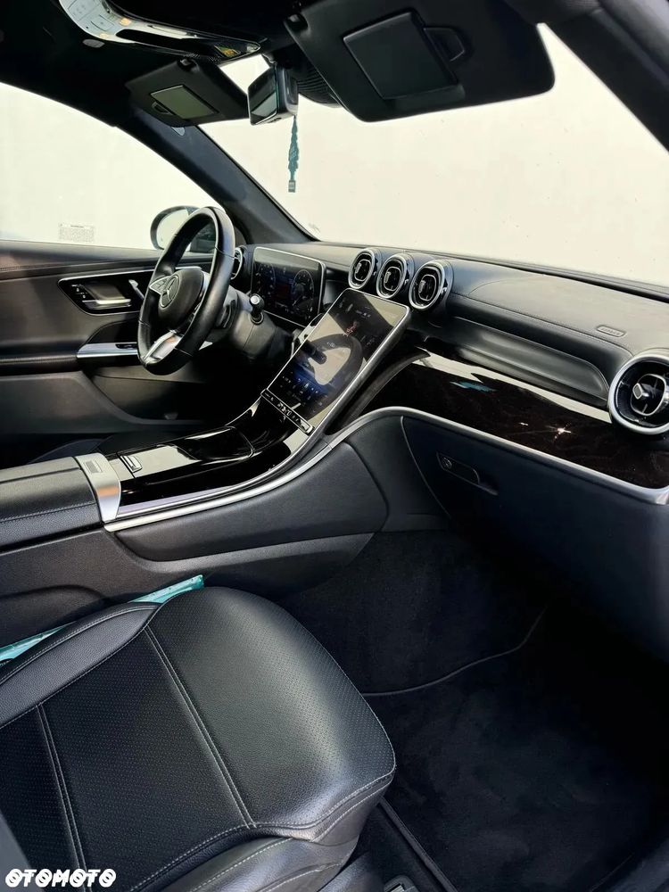 Mercedes-Benz GLC 300 4Matic 9G-TRONIC Exclusive - 6