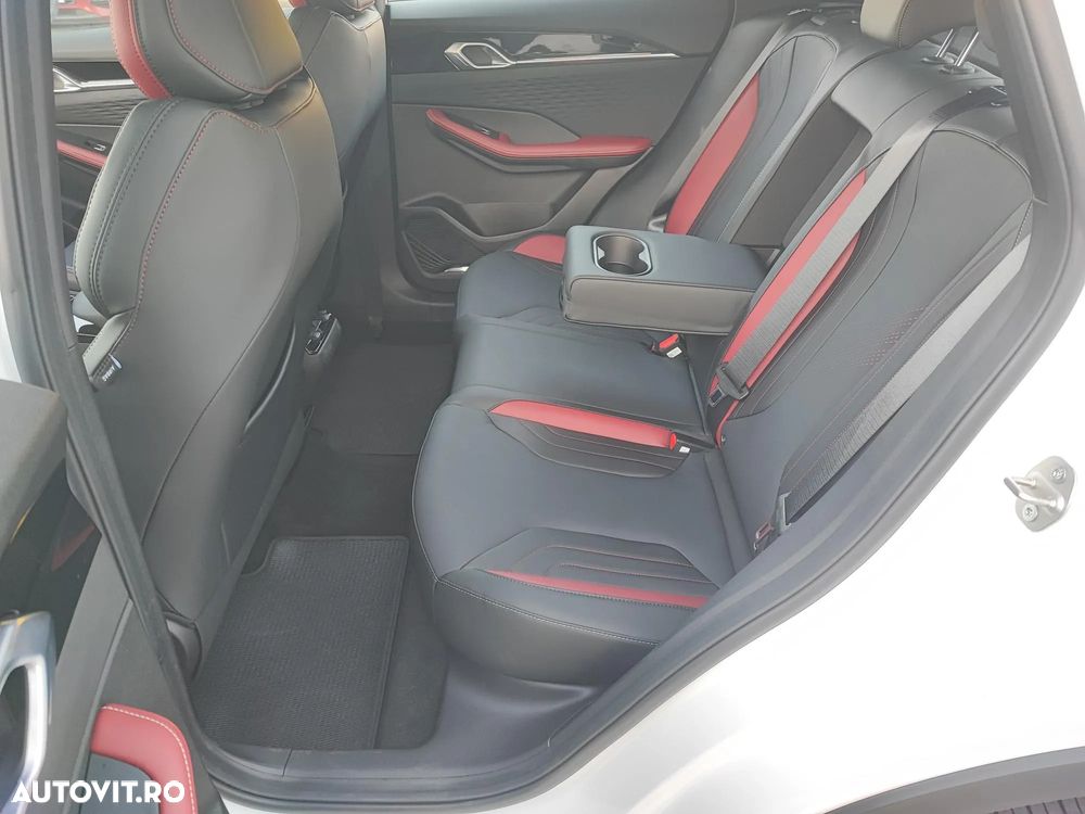 Geely Coolray 1.5 T-GDI 7DCT GF - 8