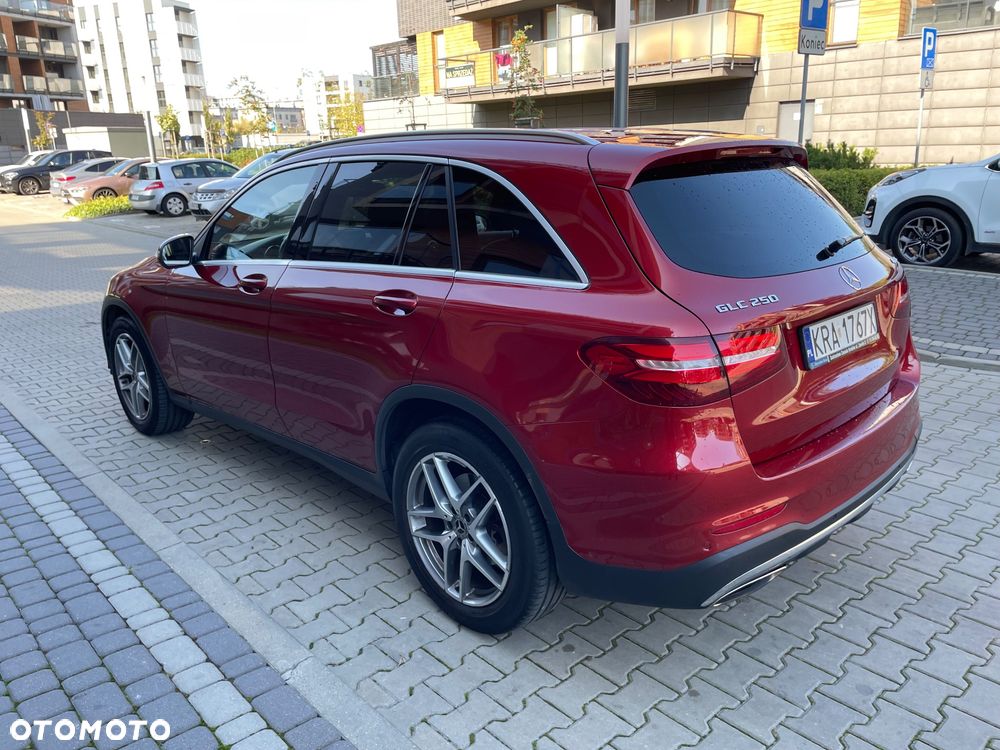 Mercedes-Benz GLC 250 4-Matic - 12