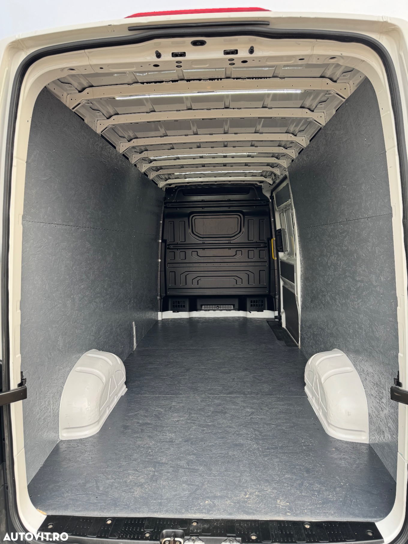 Volkswagen Crafter 2019 2.0Tdi 140Cp Tractiune fata Stare Foarte buna !!!! - 13