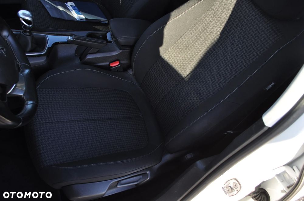 Peugeot 308 BlueHDi FAP 130 Stop & Start Style - 23